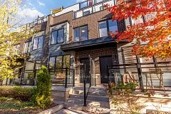 Condo Townhouse in Mississauga