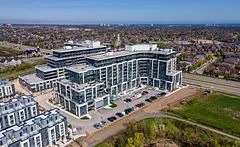 395 Dundas Street W 524, Oakville, ON L6M 5R8