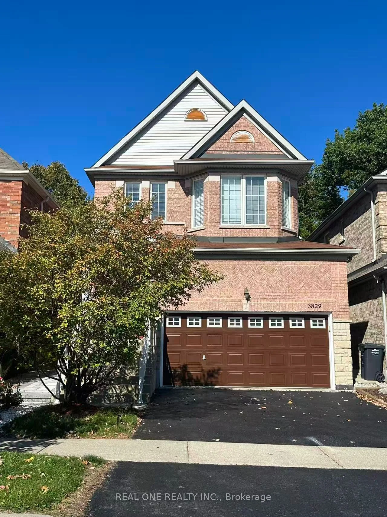 3829 Quiet Creek Drive, Mississauga, ON L5M 8B1