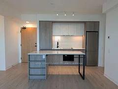 2495 Eglinton Avenue W 1708, Mississauga, ON L5M 2T2