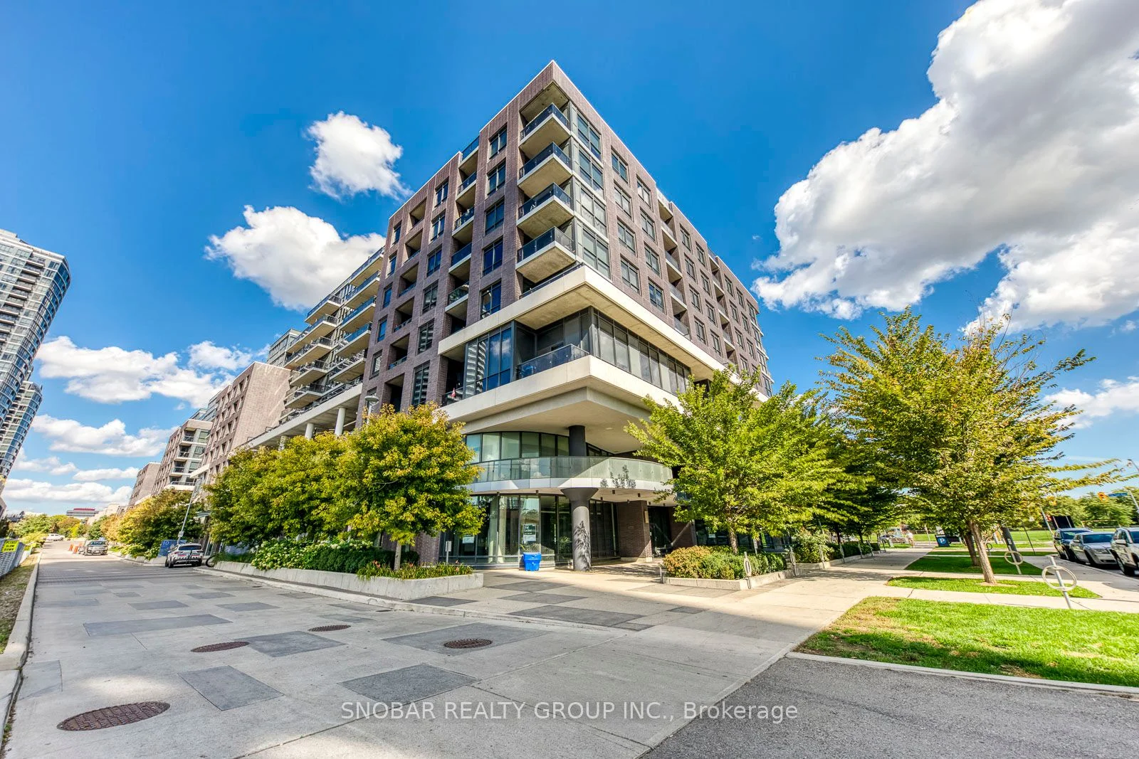 10 Gibbs Road 501, Toronto W08, ON M9B 6L6