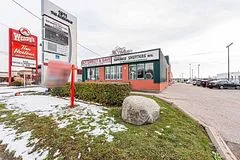 1571 The Queensway D, Toronto W08, ON M8Z 1T8