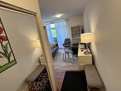 459 Kerr Street 201, Oakville, ON L6K 3C2