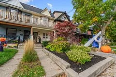 466 Beresford Avenue, Toronto W02, ON M6S 3B7