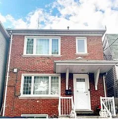 76 Teignmouth Avenue Main, Toronto W03, ON M6E 1S9