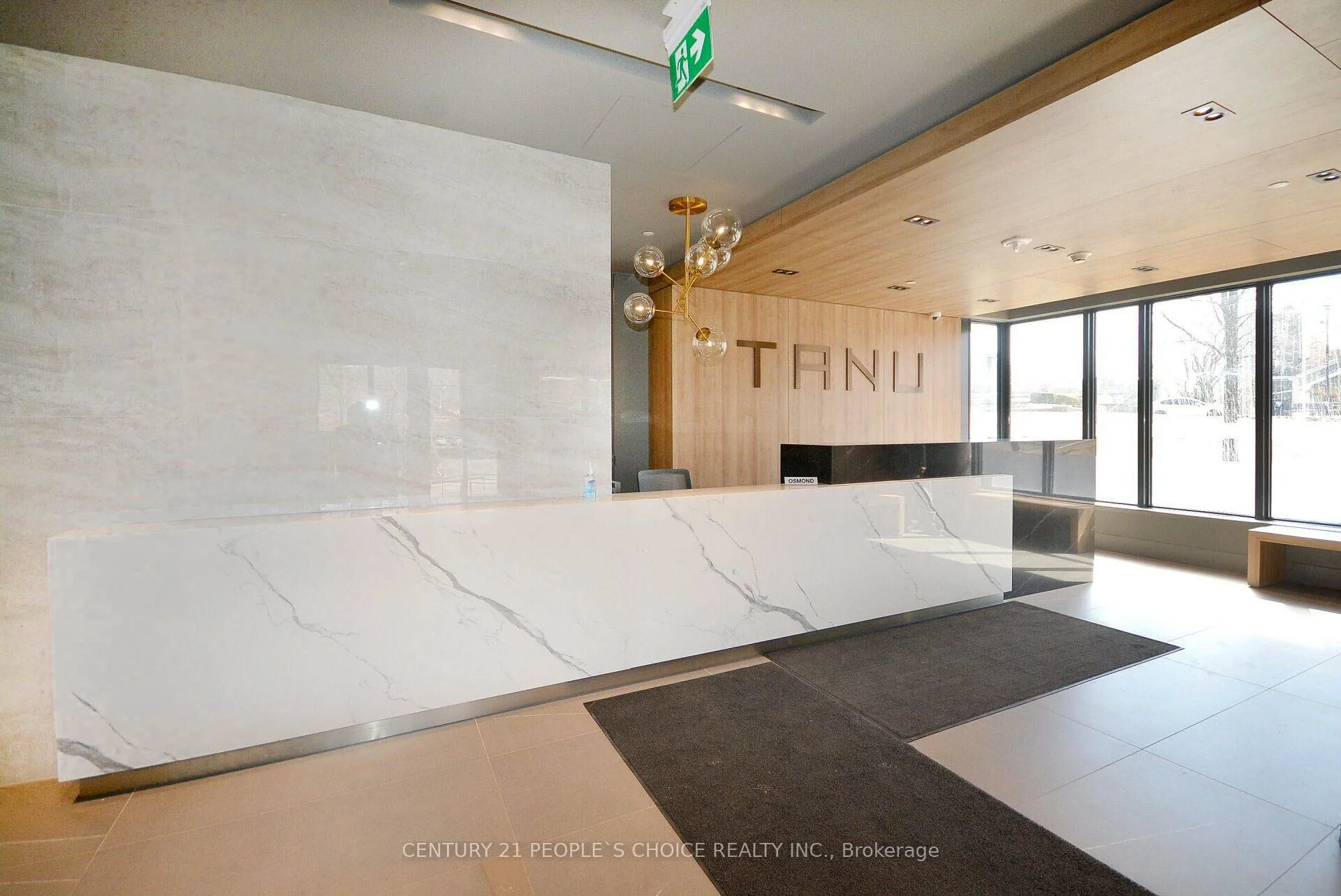 21 Park Street E 915, Mississauga, ON L5G 0C2