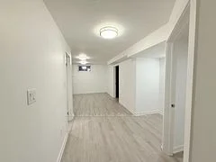 38 Burnhamthorpe Road W Lower, Oakville, ON L6M 4K4
