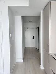3900 Confederation Parkway E 3502, Mississauga, ON L5B 0M3