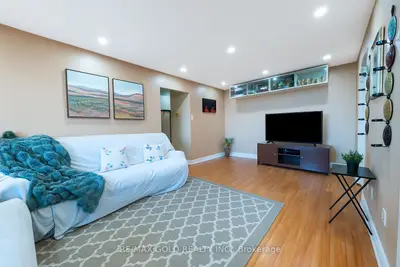 Condo Apartment in Mississauga