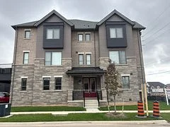 4 Bowbeer Road, Oakville, On L6h 7c5