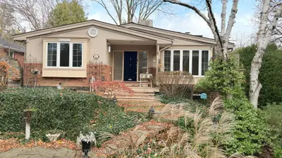 Detached in Oakville