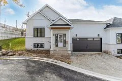 8 Santa Barbara Lane, Halton Hills, ON L7G 0P7