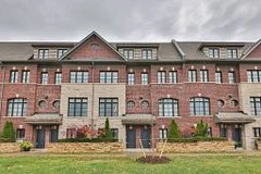 2160 Trafalgar Road 7, Oakville, ON L6H 7H2