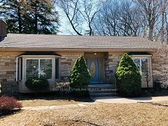 892 Glenwood Avenue, Burlington, ON L7T 2J9