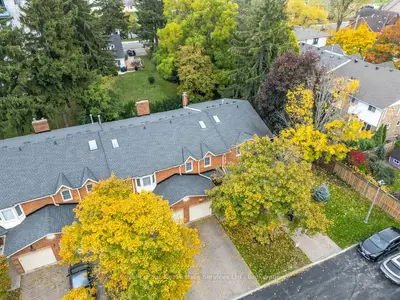 2318 MARINE Drive 2, Oakville, ON L6L 1C3