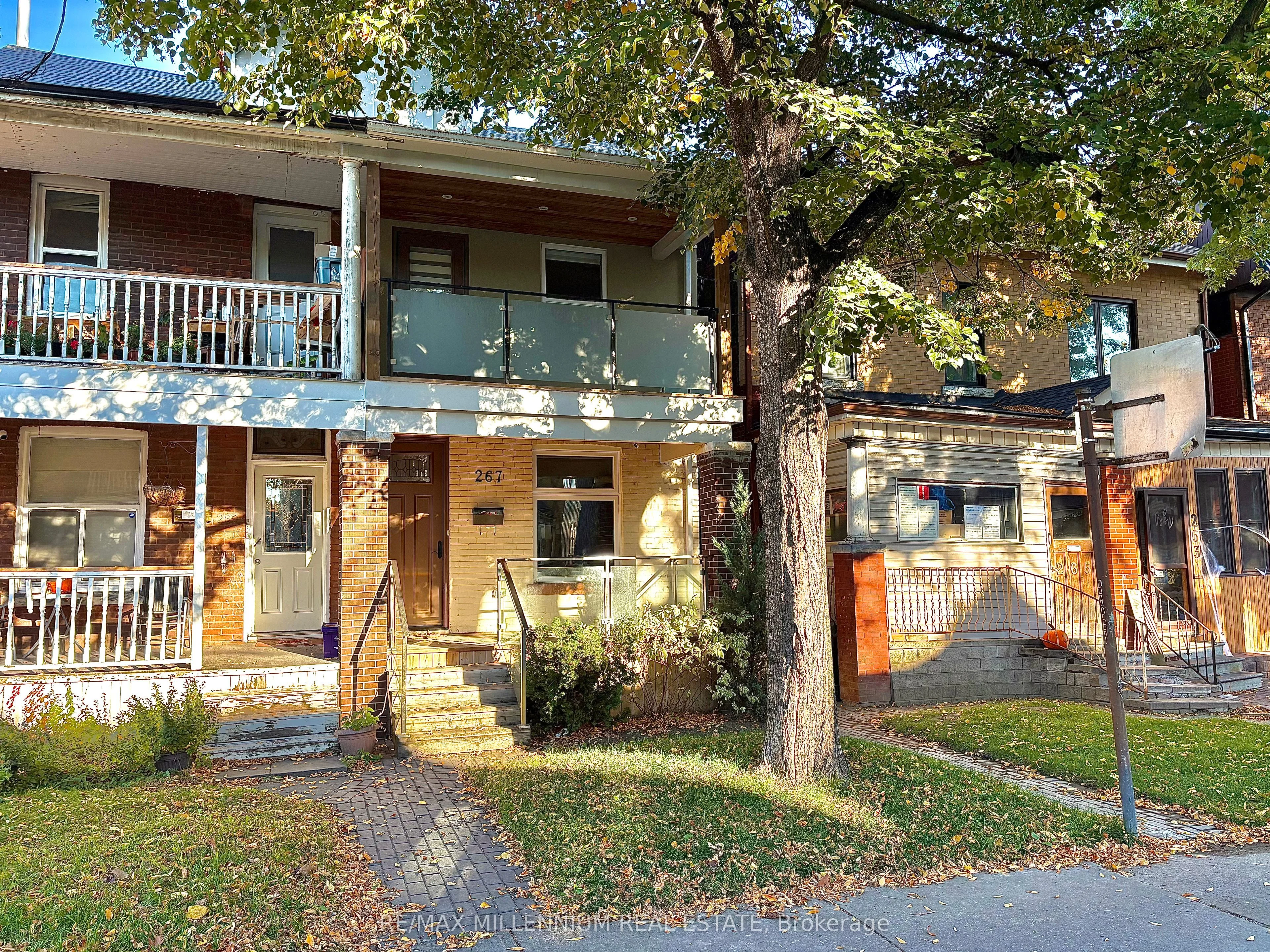 267 Symington Avenue, Toronto W02, ON M6P 3W7