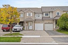 Att/Row/Townhouse in Oakville