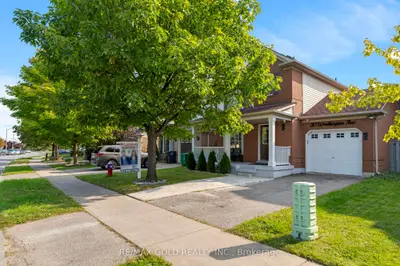 Detached in Brampton