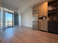 1037 The Queensway 513, Toronto W08, ON M8Z 0H5