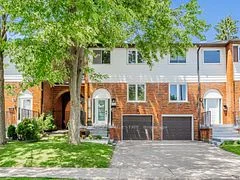 2445 Homelands Drive 4, Mississauga, ON L5K 2C6