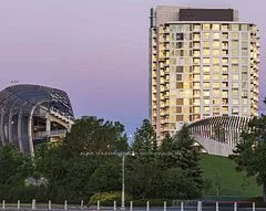 3075 Trafalgar Road 102, Oakville, ON L6H 7C2