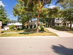 3577 Gallager Drive Main, Mississauga, ON L5C 2N2