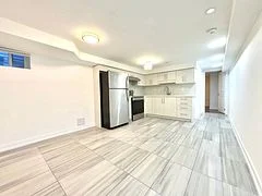 149 campbell Avenue, Toronto W02, ON M6P 3V1