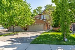3788 Forest Bluff Crescent Lower, Mississauga, ON L5N 7T8