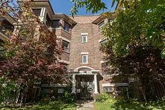 1920 Bloor Street W B16, Toronto W02, ON M6P 3K8