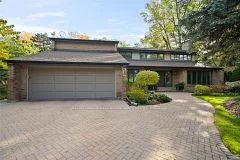 3 Friars Lane, Toronto W08, ON M9A 1T6