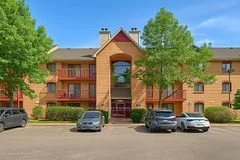 1478 Pilgrims Way 1734, Oakville, ON L6M 3G7