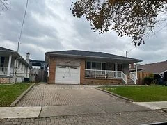 7276 Dellaport Drive, Mississauga, On L4t 2y3