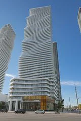3900 Confederation Parkway 3512, Mississauga, ON L5B 0M3