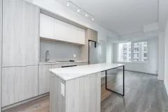 395 Square One Drive N 907, Mississauga, ON L5B 0P6