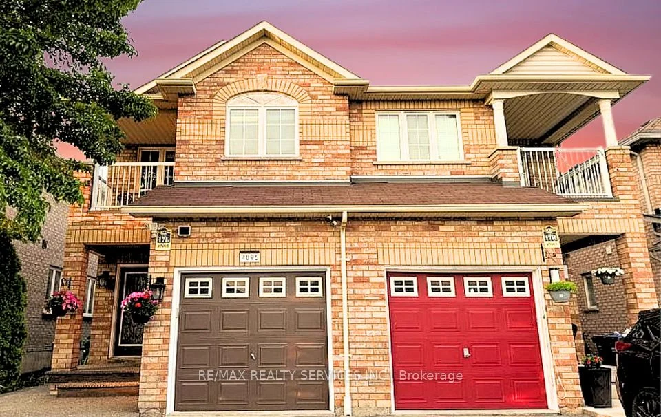 7095 Village Walk (Basement), Mississauga, ON L5W 1X5