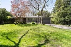 1346 Mississauga Road, Mississauga, ON L5H 2J4