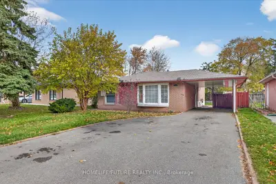 Detached in Brampton