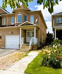 Semi-Detached in Mississauga