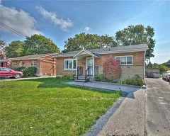 Detached in Burlington