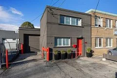 980 Roselawn Avenue, Toronto W04, ON M6B 1C1