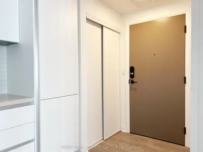 Condo Apartment in Mississauga