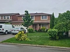 2107 Wincanton Crescent, Mississauga, ON L5M 3E4