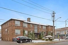 342 LAKESHORE Road W 3, Mississauga, ON L5H 1H1