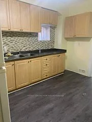 19 Laughton Avenue, Toronto W03, On M6n 2w8