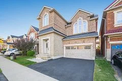 Detached in Burlington