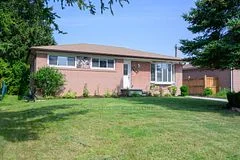 Detached in Oakville