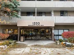 1320 Mississauga Valley Boulevard 503, Mississauga, ON L5A 3S9