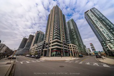 4055 Parkside Village Drive 2217, Mississauga, ON L5B 0K8