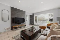 427 Lolita Gardens, Mississauga, ON L5A 2A8