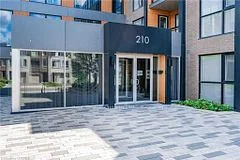 210 Sabina Drive 311, Oakville, ON L6H 0W6